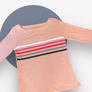 ❤️ Loft size medium women’s 3/4 sleeve top. Like new.